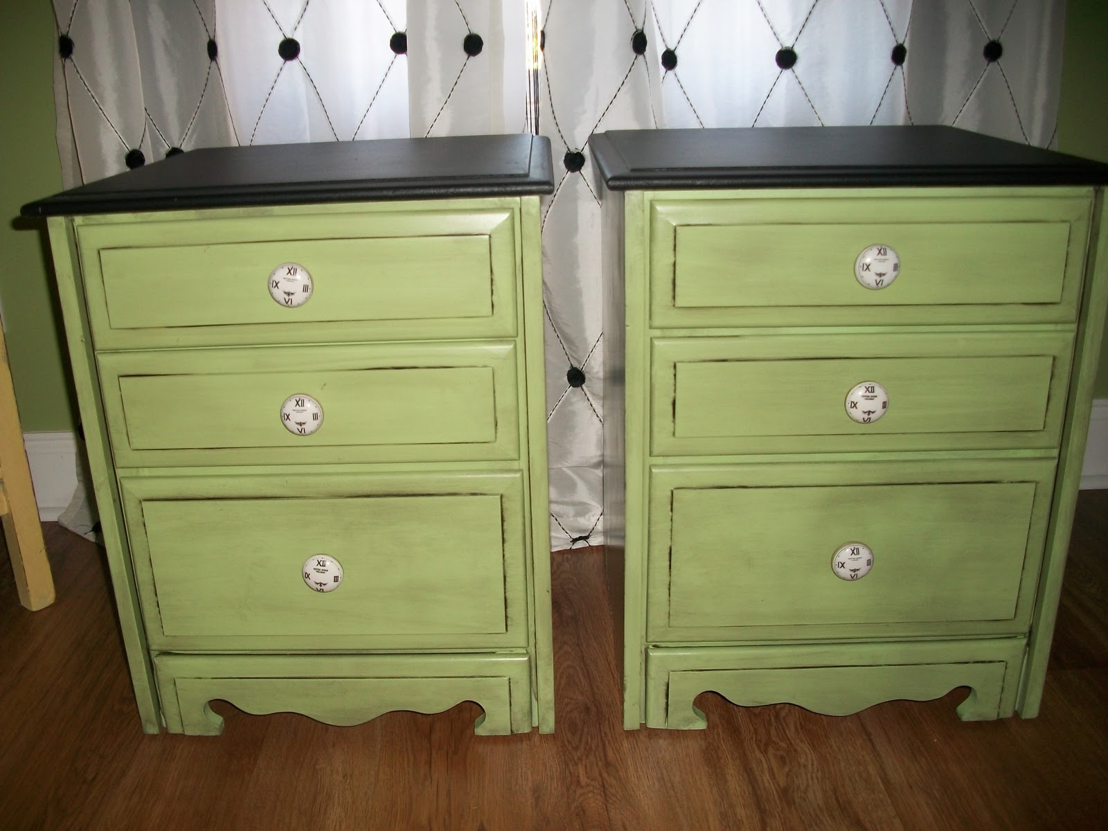 Remodelaholic Twin End Tables Painted Green
