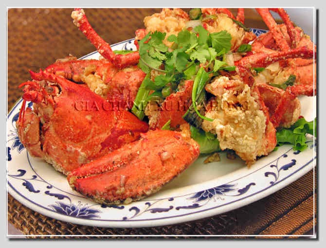 GIA CHÁNH XỨ HOA HỒNG Tôm Hùm Xào Gừng Hành