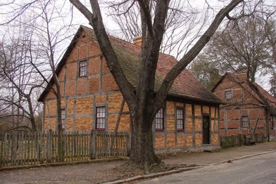 Homes North Carolina on Early Houses And Fenced Yards At Old Salem  North Carolina