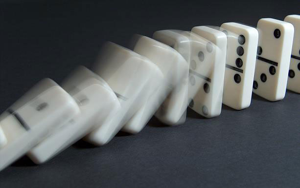 [domino.jpg]