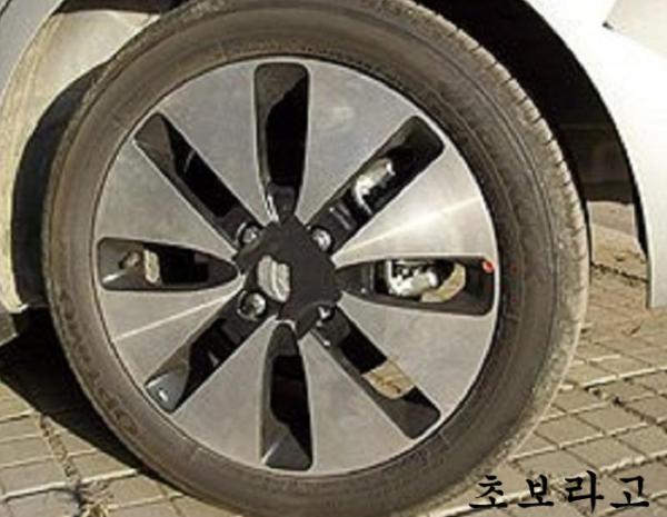 kia-ub-spy-6.jpg