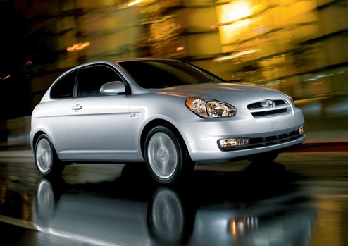 [2009-Hyundai-Accent-GS.jpg]