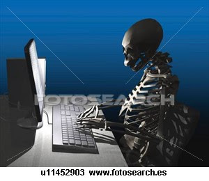 jugadores del combat esperando el servidor de vuelta Esqueleto+en+computadora