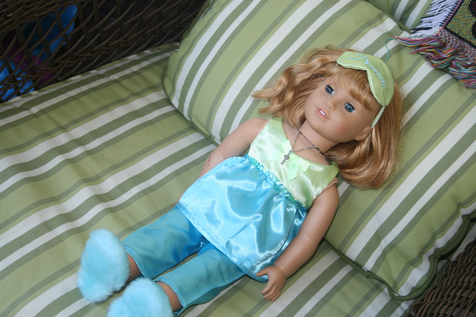 SusieQTpies Cafe Princess Time Toys 18 inch Doll Clothes Review