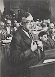 [180px-Zeev_Jabotinsky_Zionist_Congress.jpg]
