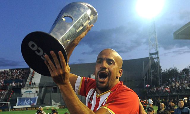 veron_estudiantes_campen_2010_telam_640x384.jpg