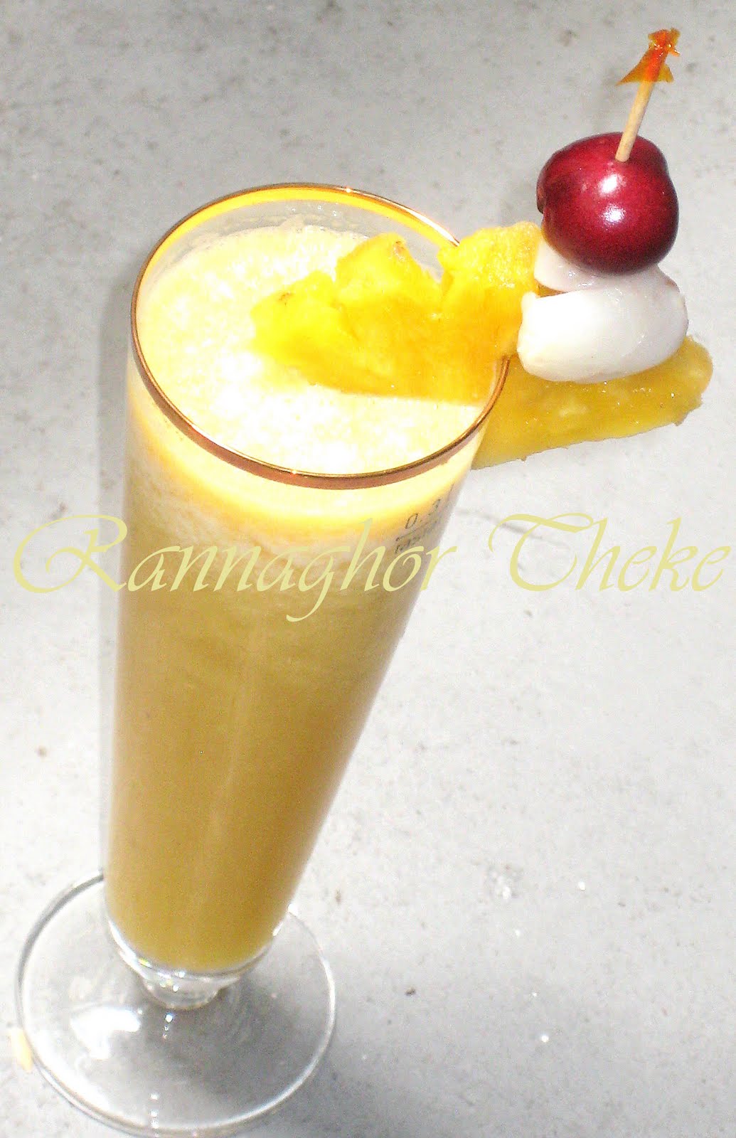 Rannaghor Theke... Pineapple Lychee Smoothie