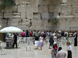 walking to the western wall