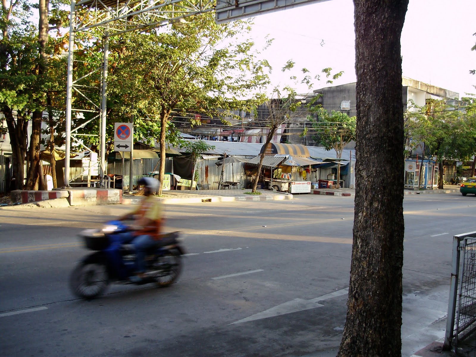 [PC200029.jpg]