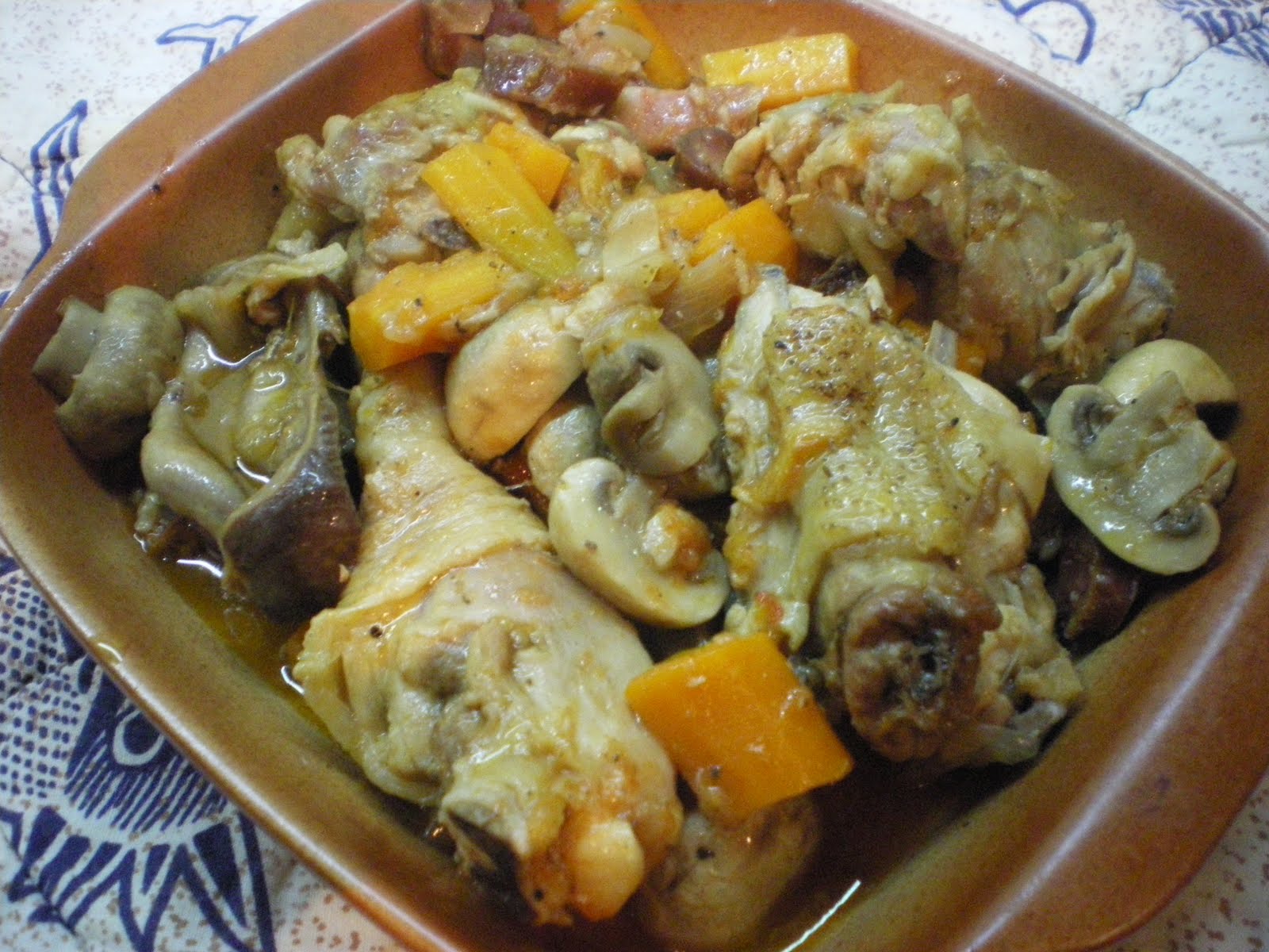 [frango+guisado+a+Missy.JPG]