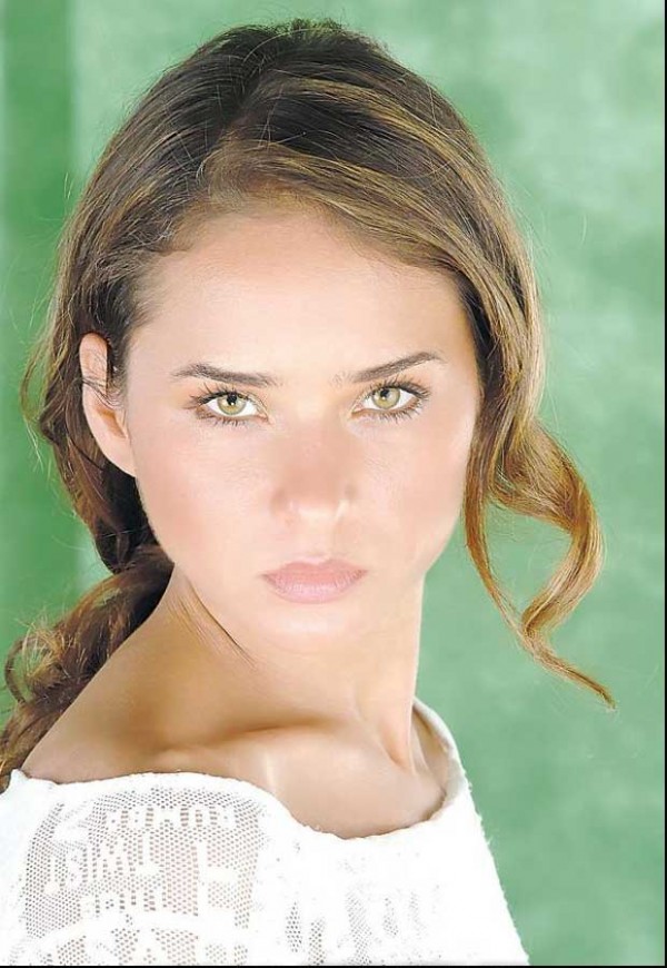 Egyptian Actress and Belly Dancer Nelly Karim