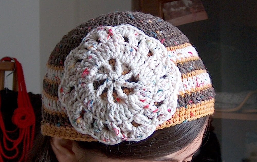creativeyarn Huge Flower Applique Hat