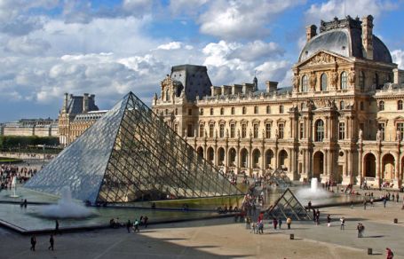 [museu-louvre[1].jpg]
