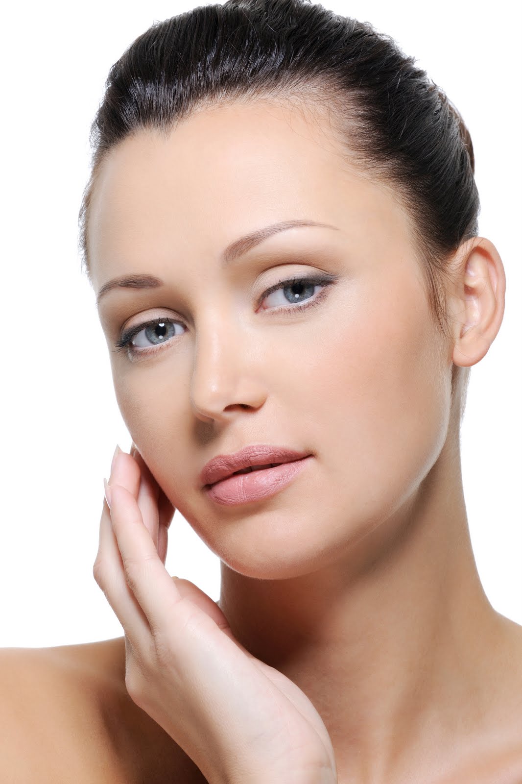eZali Beauty: Facials