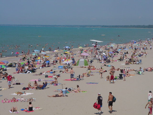 [the+beaches+are+full.JPG]
