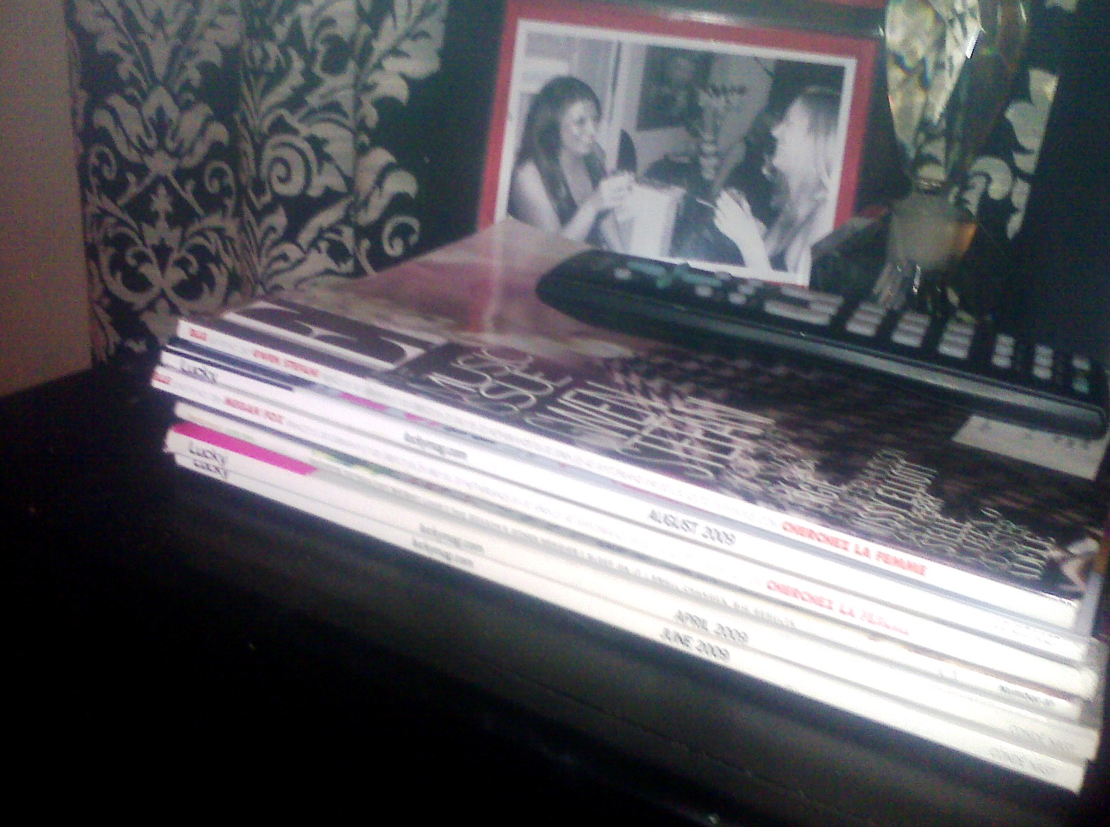 [magazine+stack.jpg]