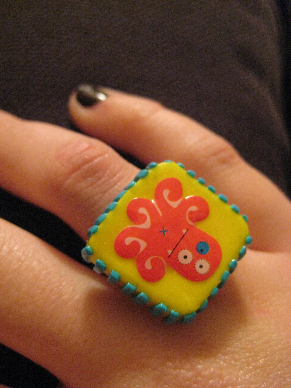 [Anillo+pegatina+Londres.JPG]