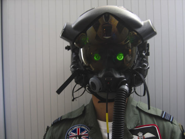 [F-35-HUDless-flight-helmet.jpg]