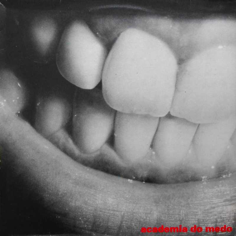 [academia+do+medo+P.JPG]