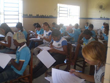 alunos respondendo a avaliação do GESTAR II (9º ano)