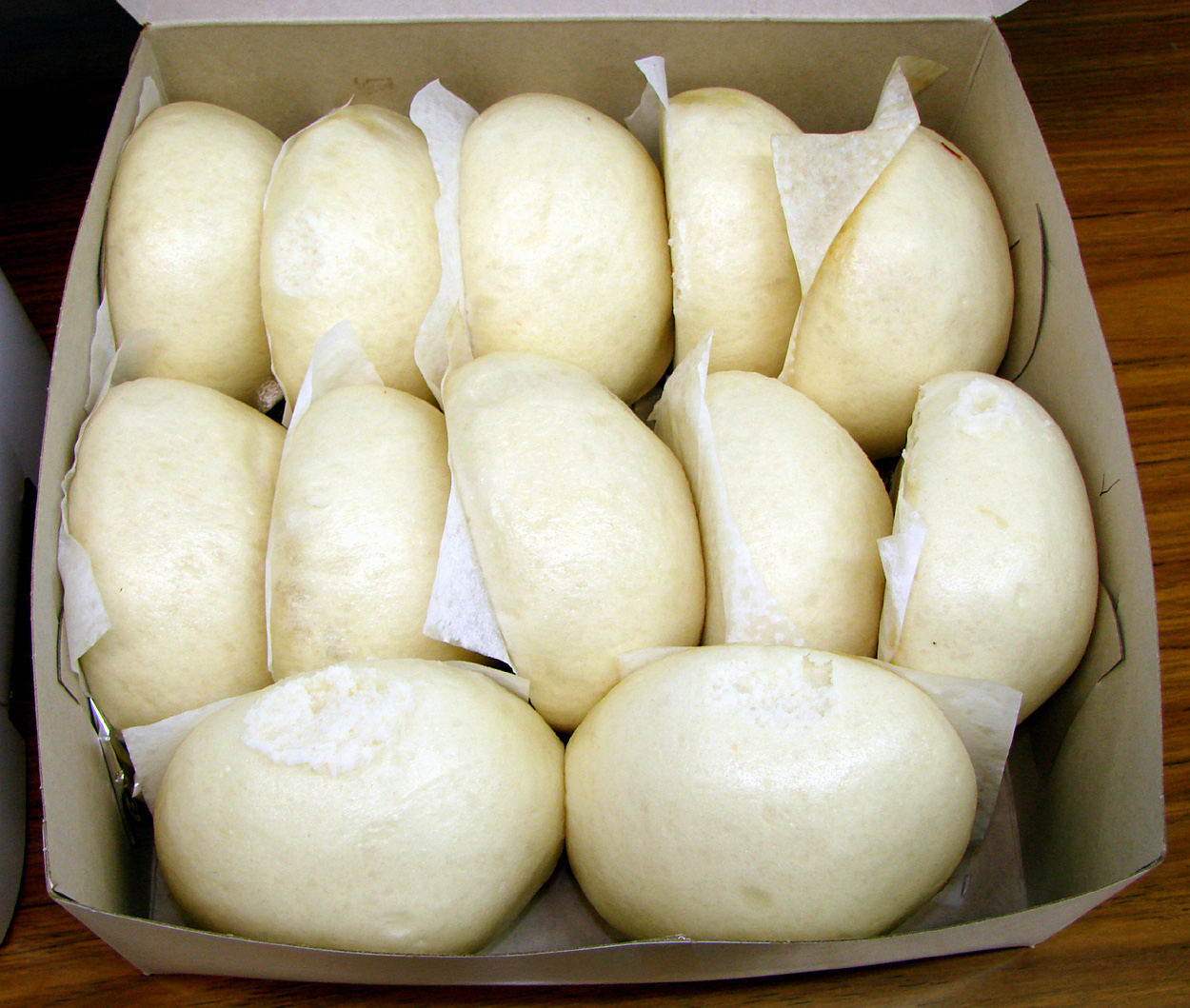 Noelle Loves Food Mom's Birthday and Manapua Education