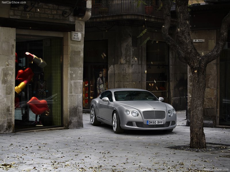 Expect to see more details when the 2012 Bentley Continental GT makes its 