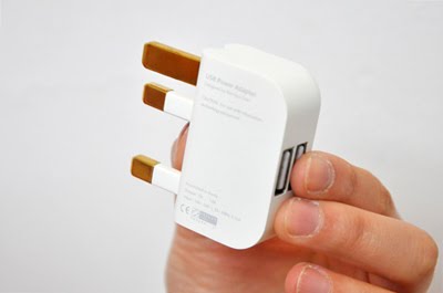 [choi_uk_folding_plug08.jpg]