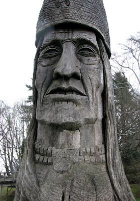 Sculpture of Chinook Indian