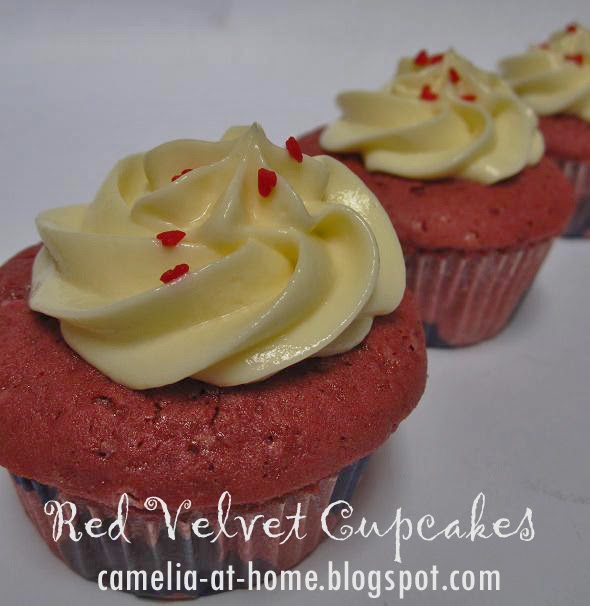 C a m e l i a H o m e Red Velvet Cupcakes II