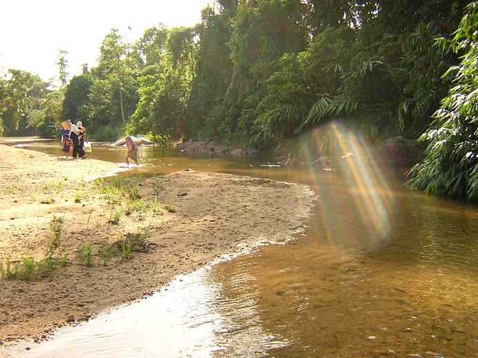 Sungai Lepar berdekatan dgn kongsi Hakim