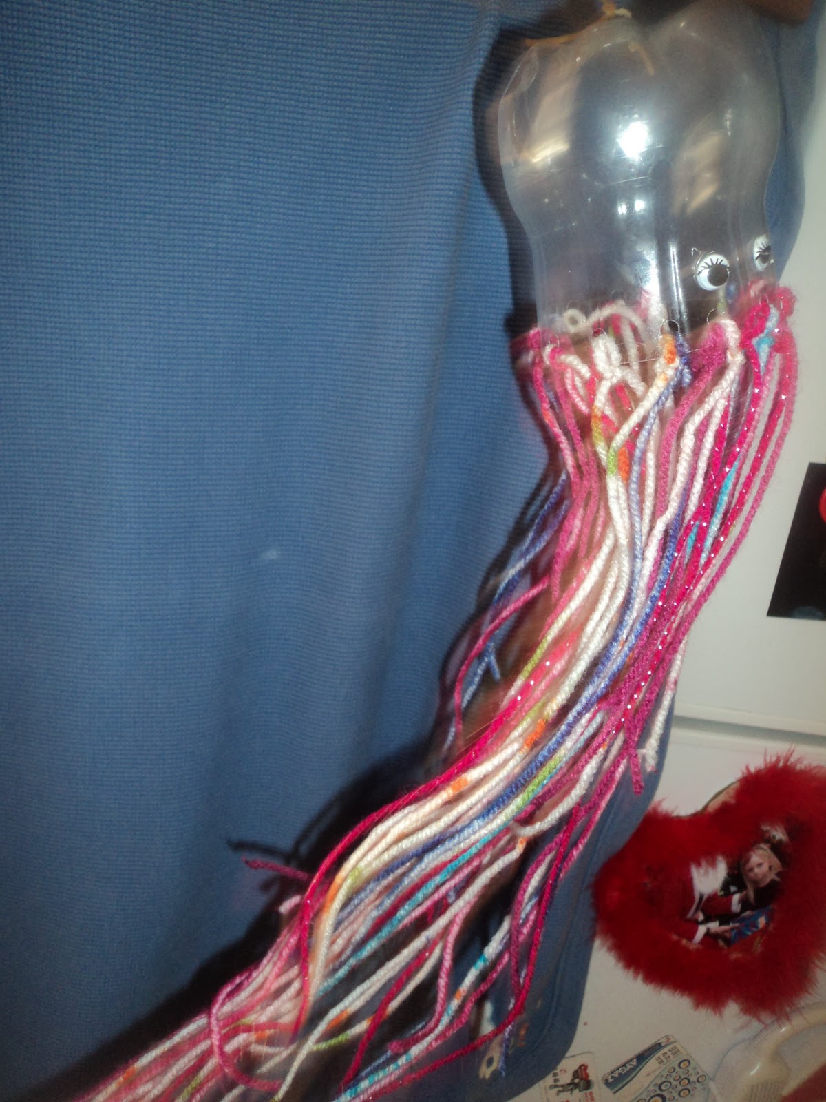 Creatively Content homemade jellyfish by Autumn