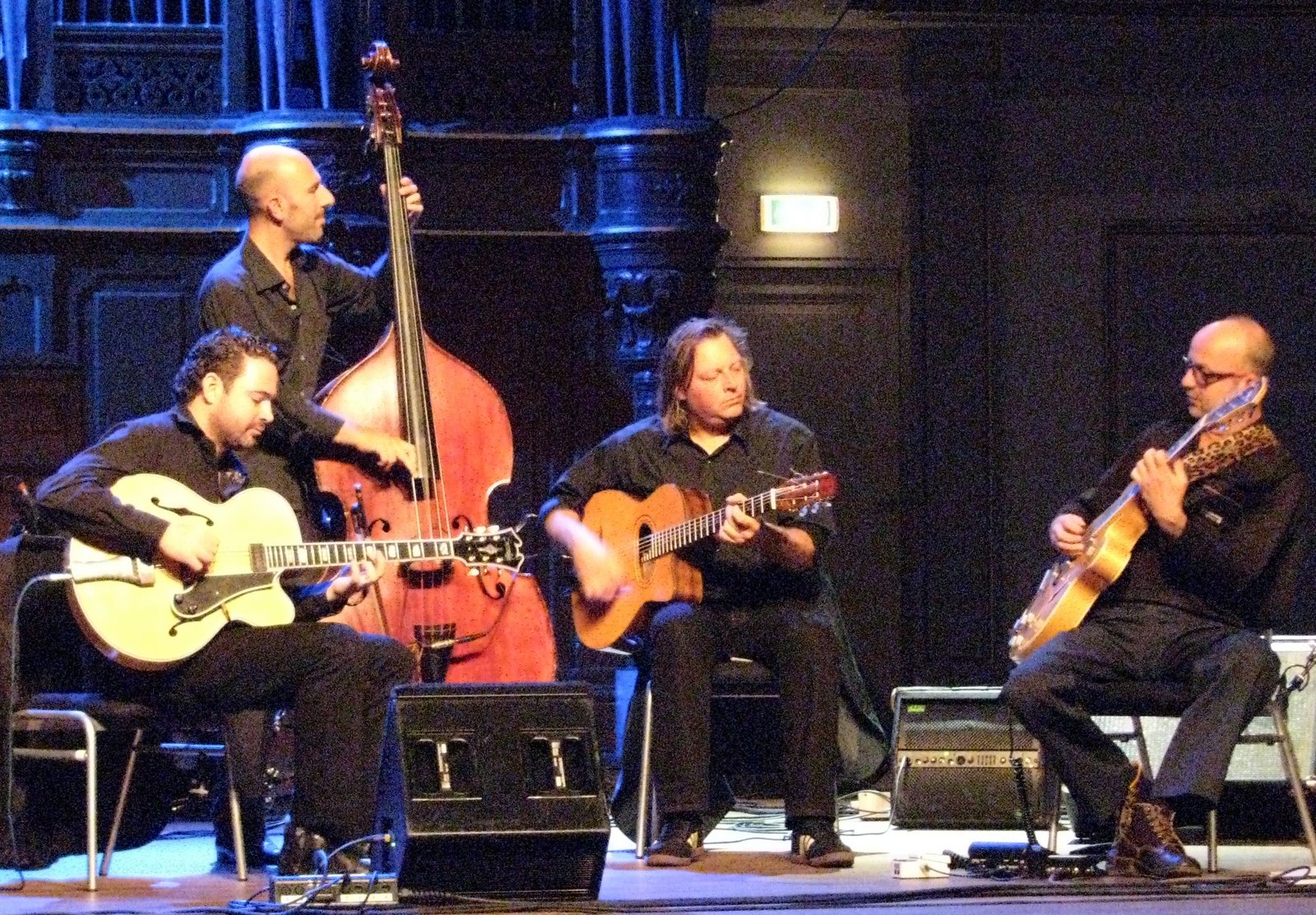 [Haarlem-20080814-Nolan-Trio-10.jpg]