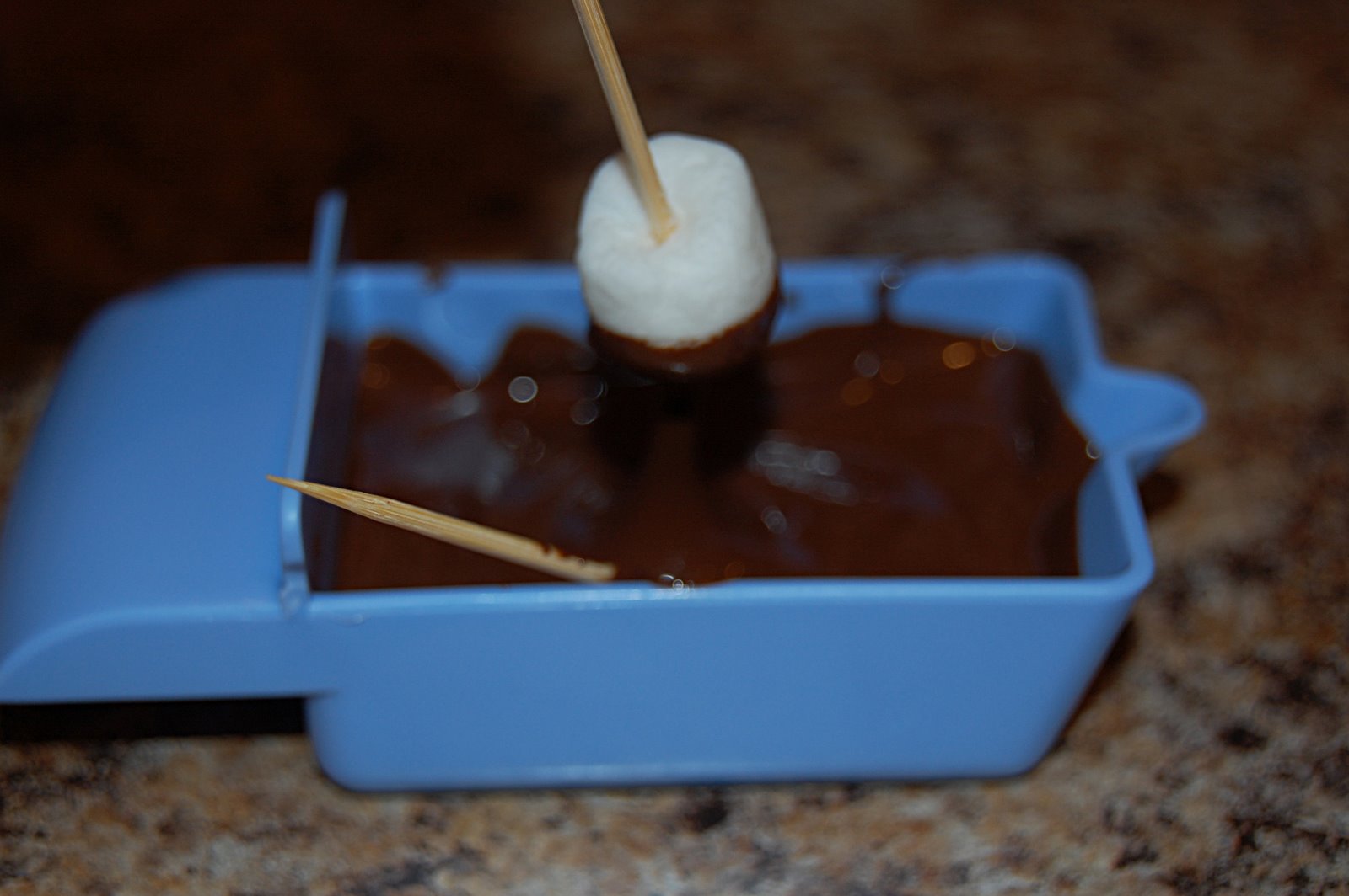 [easy+bake+choc+fondue.jpg]