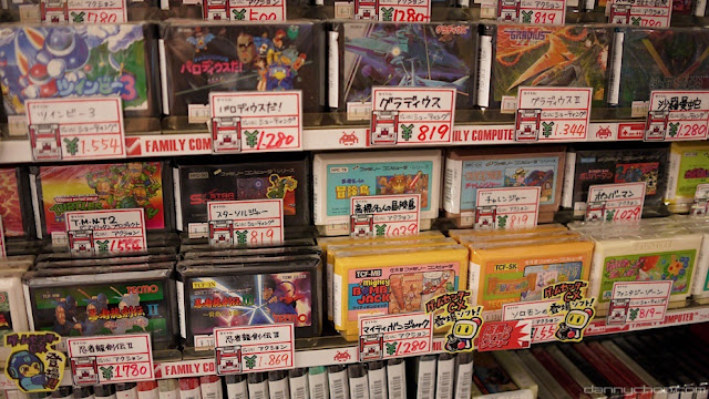 Conheçam a Super Potato, a mais famosa loja de retro games do Japão SP+inside+cart9
