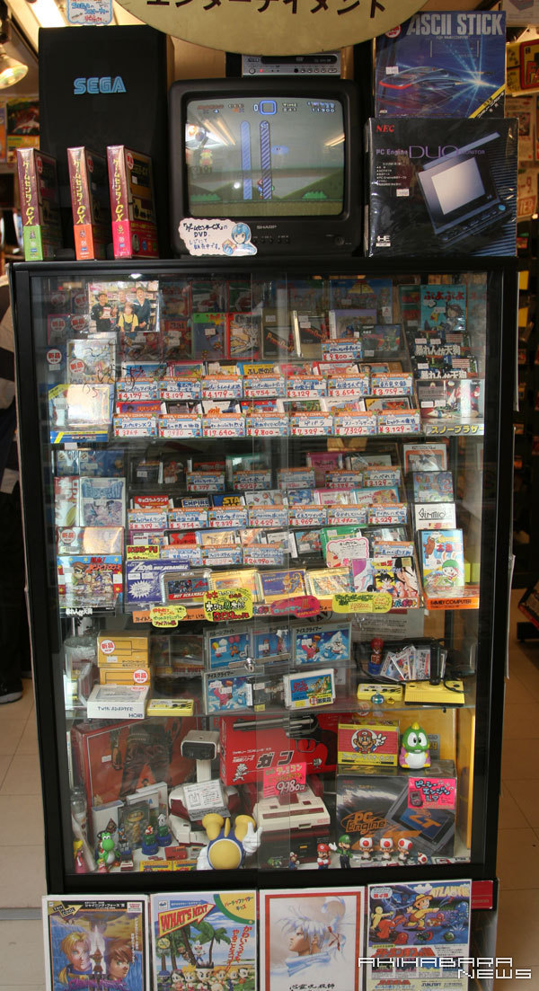 Conheçam a Super Potato, a mais famosa loja de retro games do Japão SP+inside+cart24