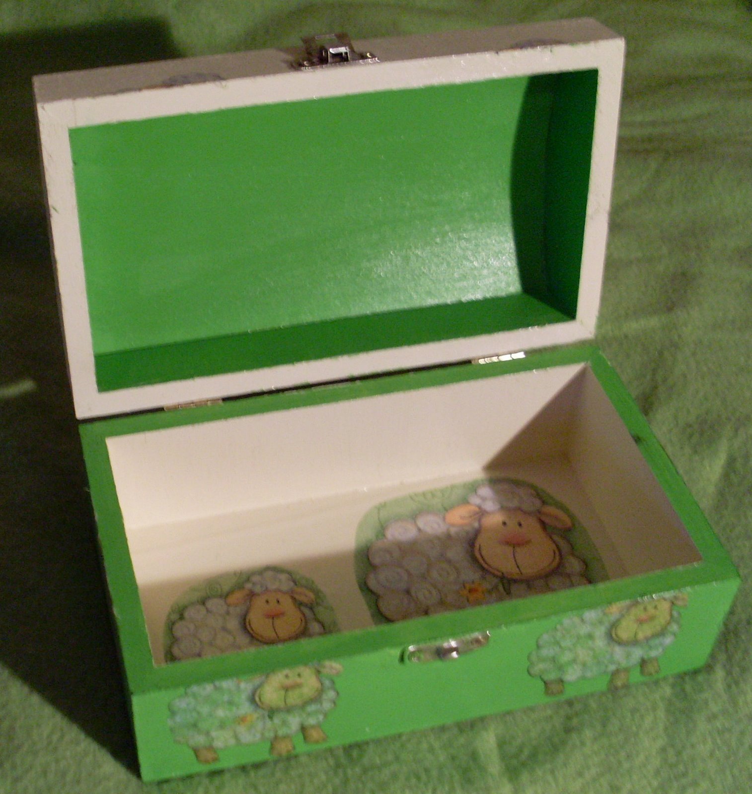 [Ref+Caixa+Ovelha+(média)+dentro.JPG]