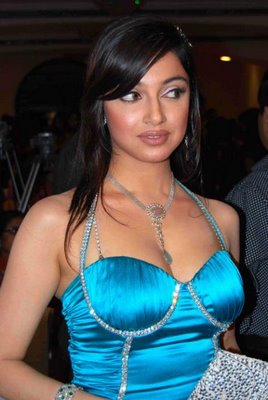 [Model-Divya_Kumar.jpg]