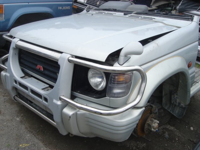 [V44+6G74+FR4WD+AT+PAJERO1.JPG]