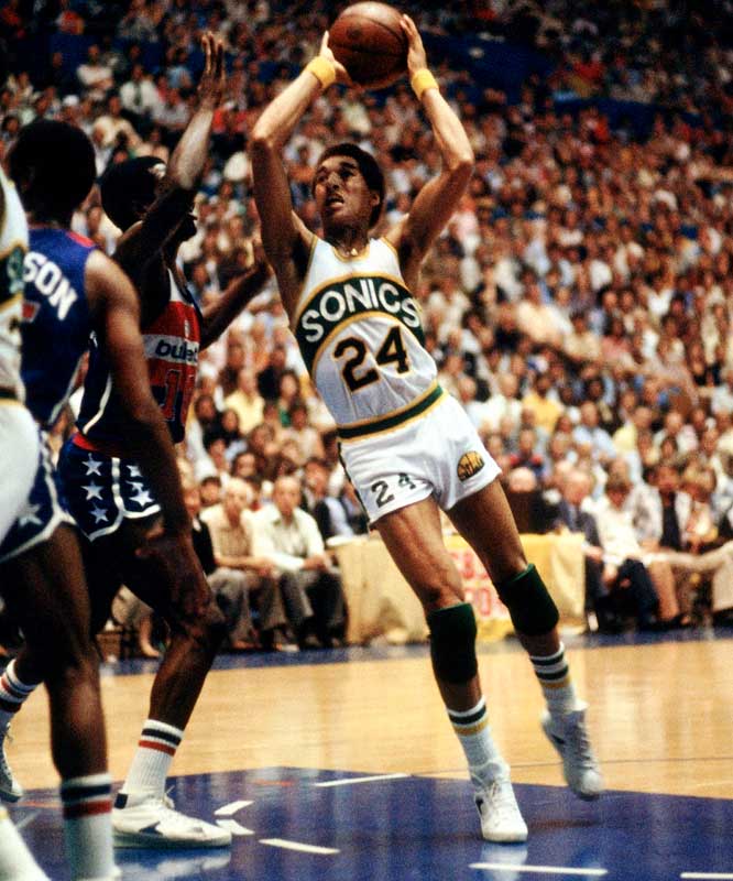 Pro Basketball History Revisited Uniforms of the 70s