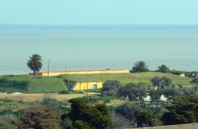 [Forte_de_Sacavém.jpg]