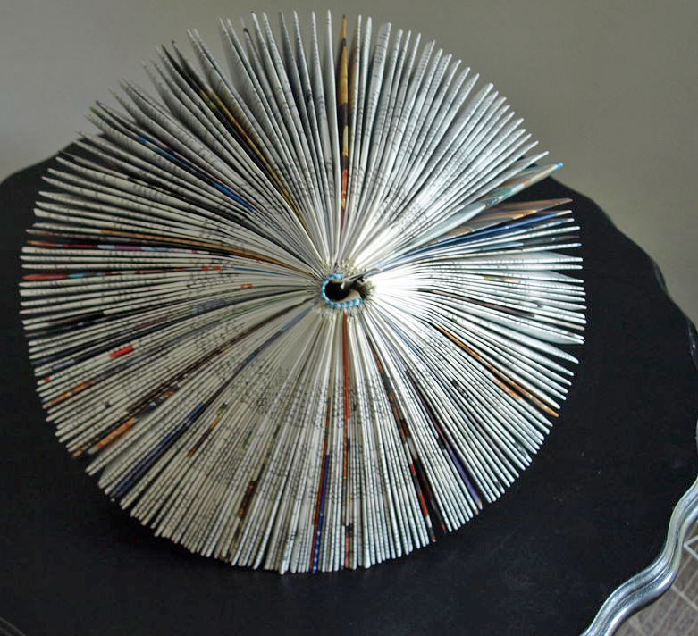 [Folded+Book+Tut+P4061622b.jpg]