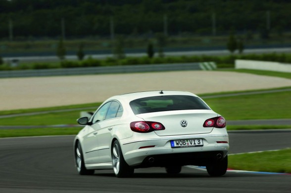 [2010-Volkswagen-Passat-CC-R-Line-Rear-Angle-View-588x391.jpg]
