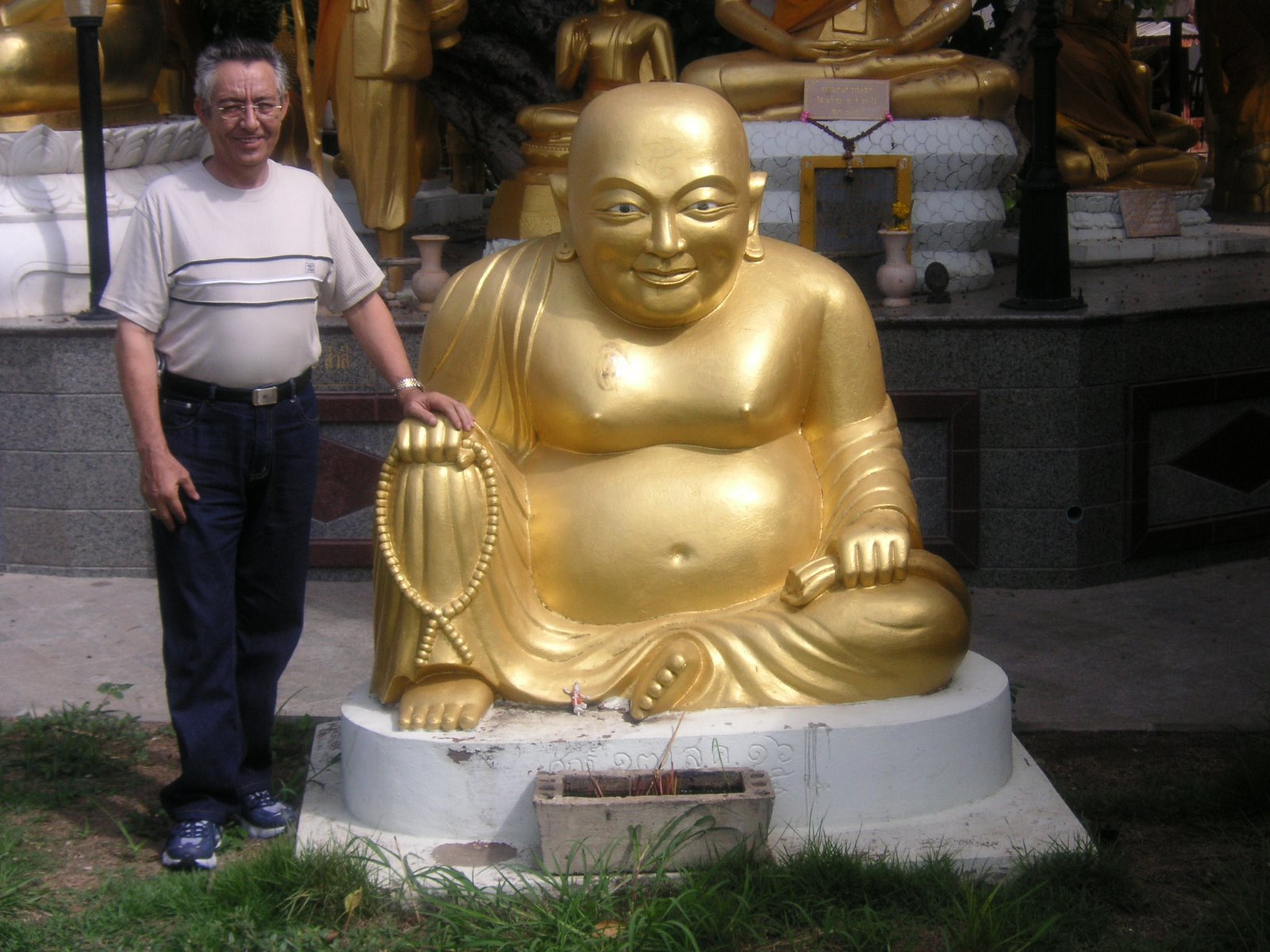 [PICT0043.JPG]
