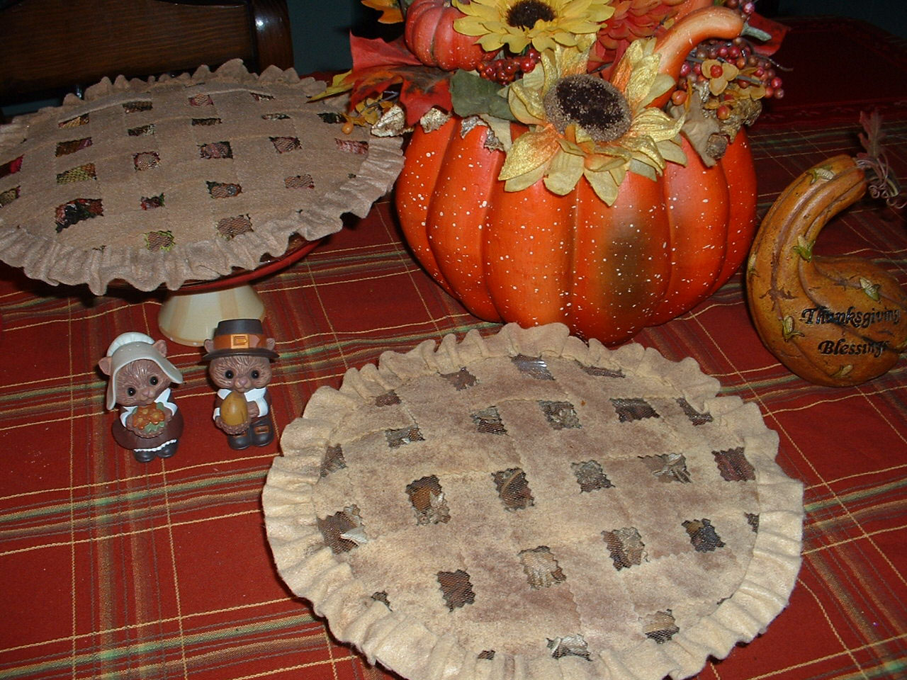 Gone Crafting! POTPOURRI PIE (faux)