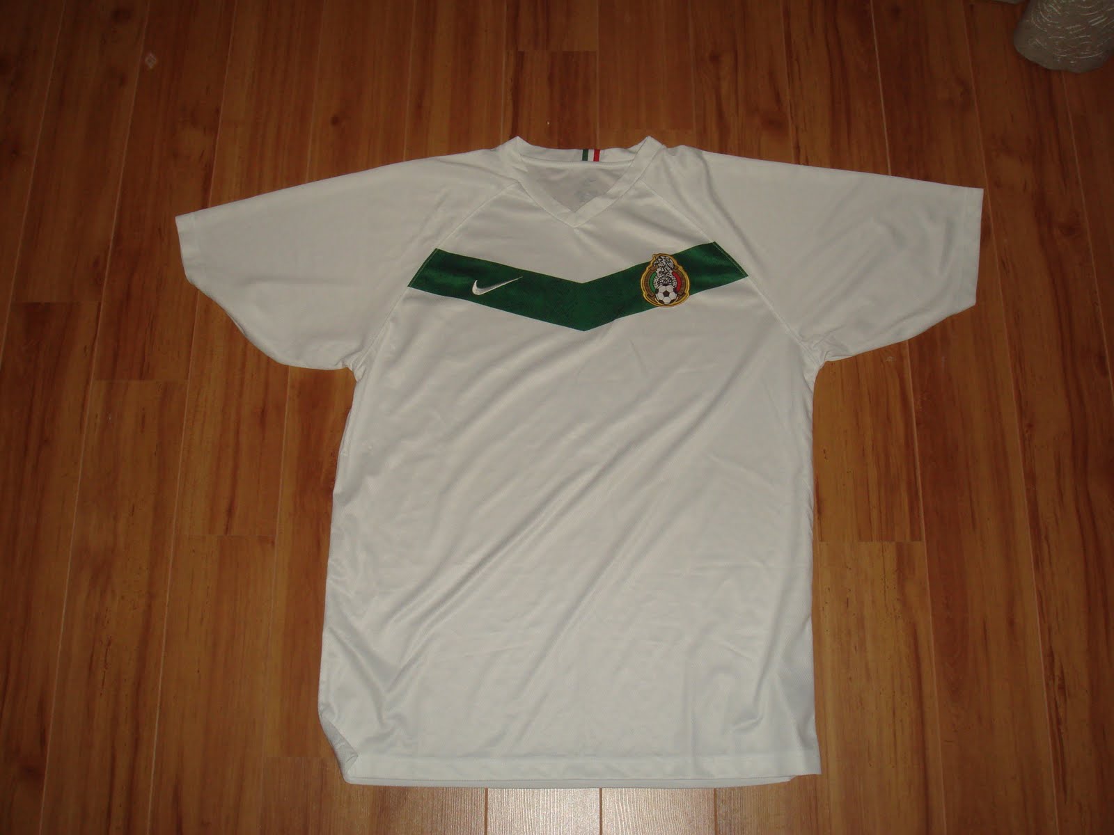 [Meksika+2006-2007+Away_ön.JPG]