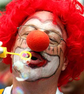 [690738-3947-it2.jpg]