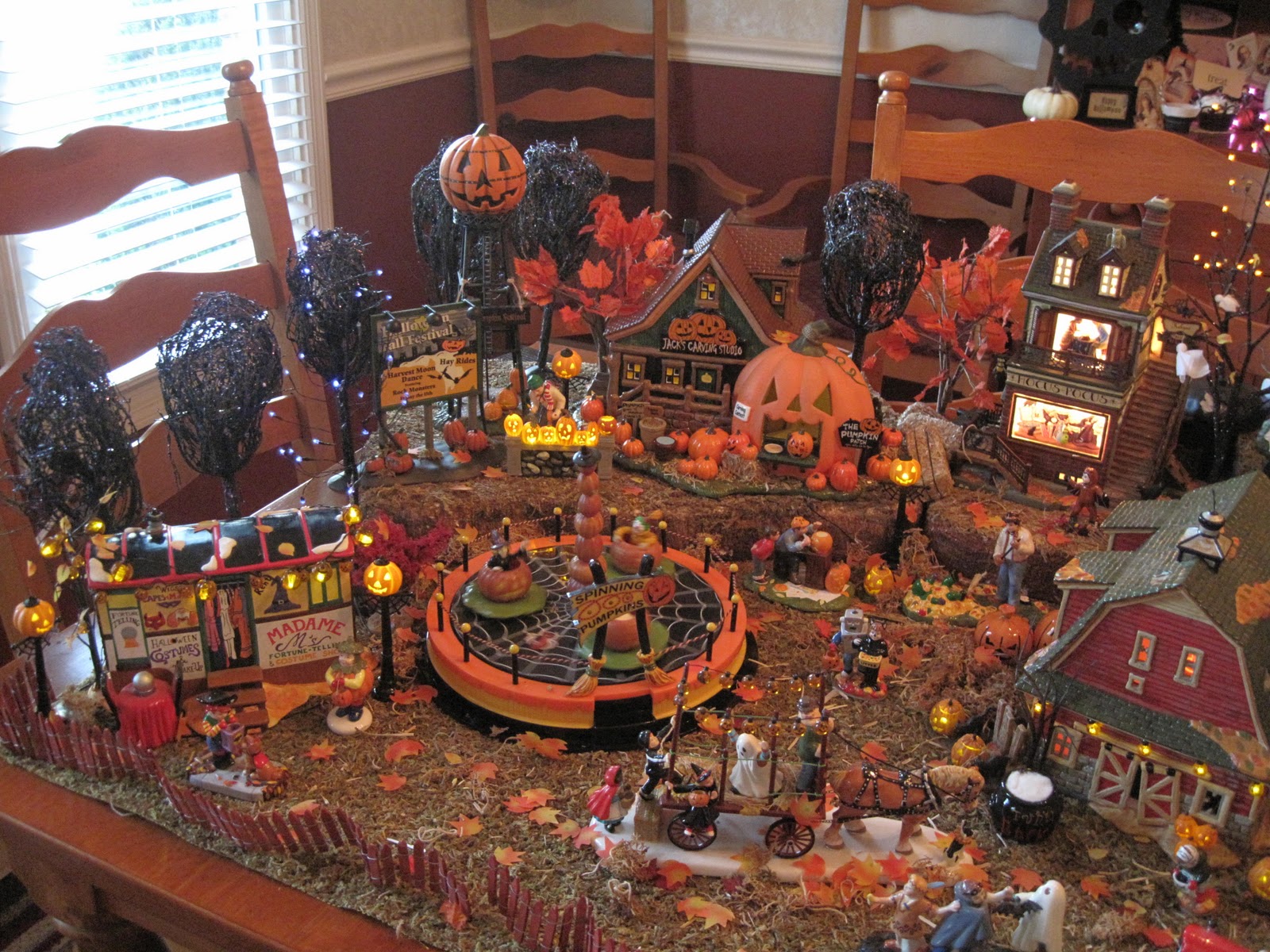 SCRAPPY JESSI Dept 56 Halloween Village
