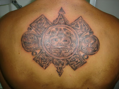 fotos tatuagens nas costas