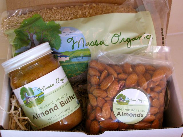 [rice-almond+gift+box.jpg]