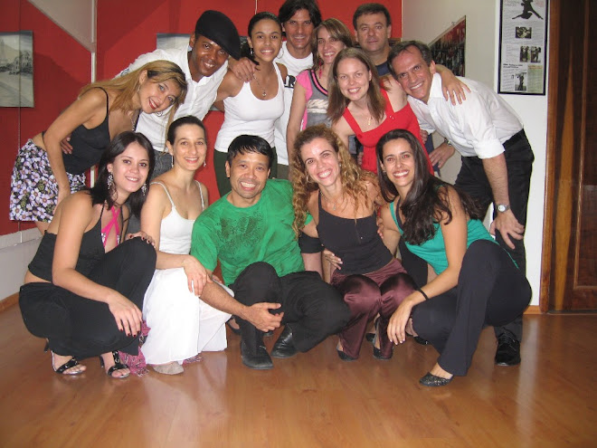Turma na 1ª aula do Work Shop de Samba de Gafieira!!!! (Dia 6 de março de 2008)